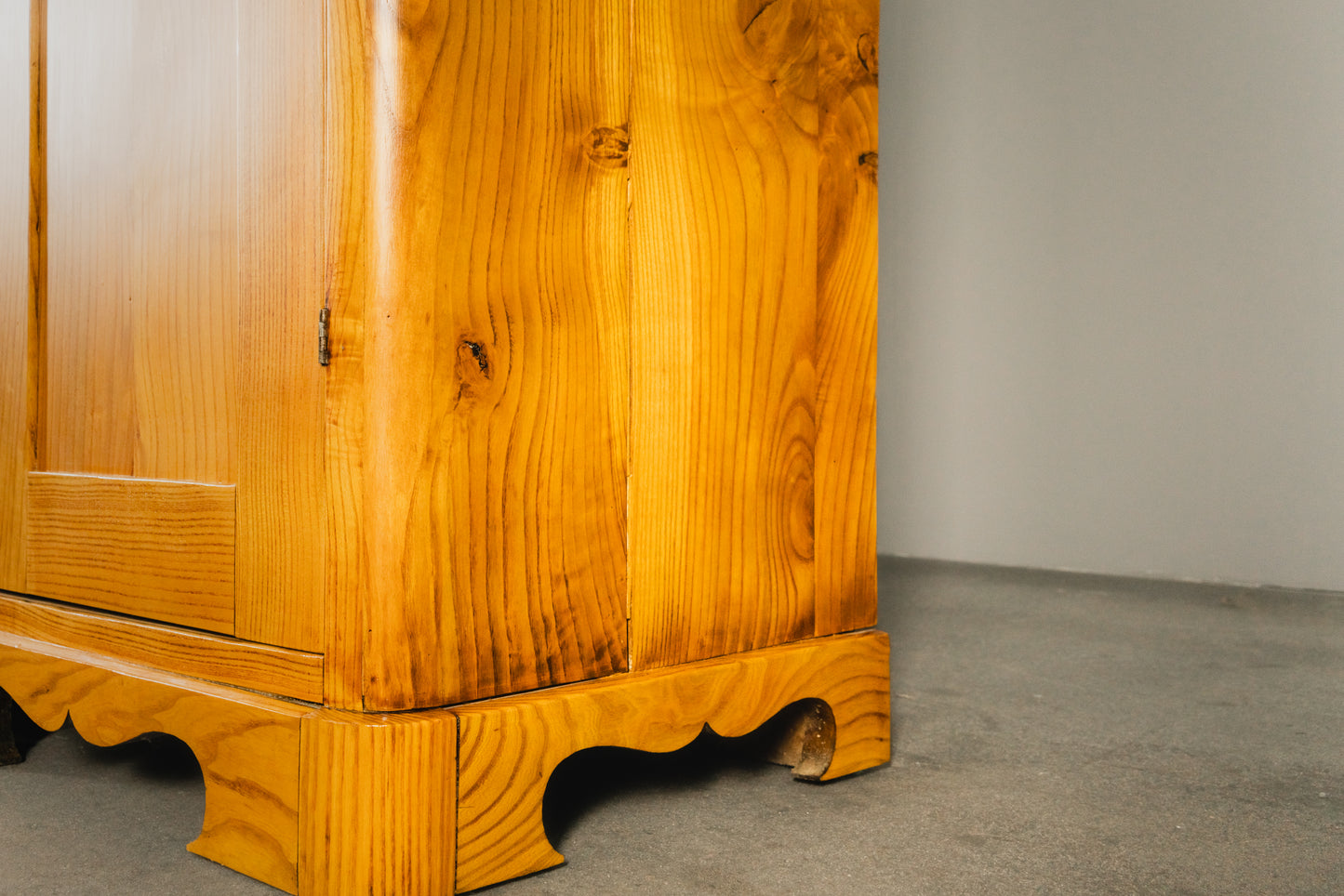 wunderschönes Highboard im Biedermeier Stil, aus dem 19.Jahrhundert - Anrichte Kommode Schrank Sideboard Kleiderschrank Alt Antik MÖBLINGER