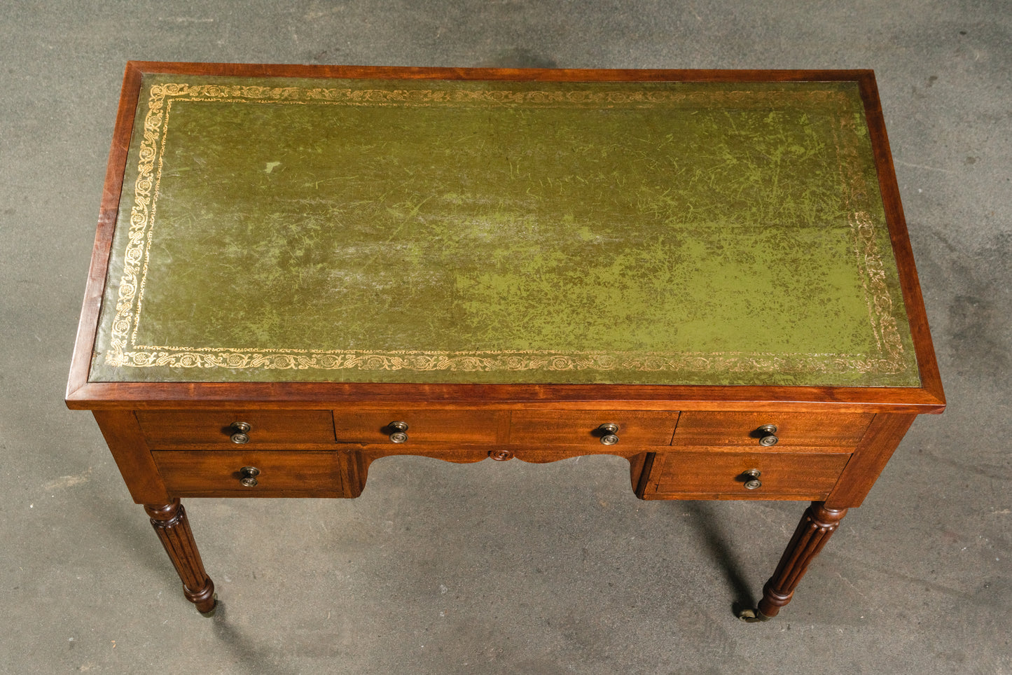 eleganter Schreibtisch im Englischen Stil, aus dem 20.Jahrhundert, Tisch Desk Büro Office Stuhl Alt Vintage MÖBLINGER