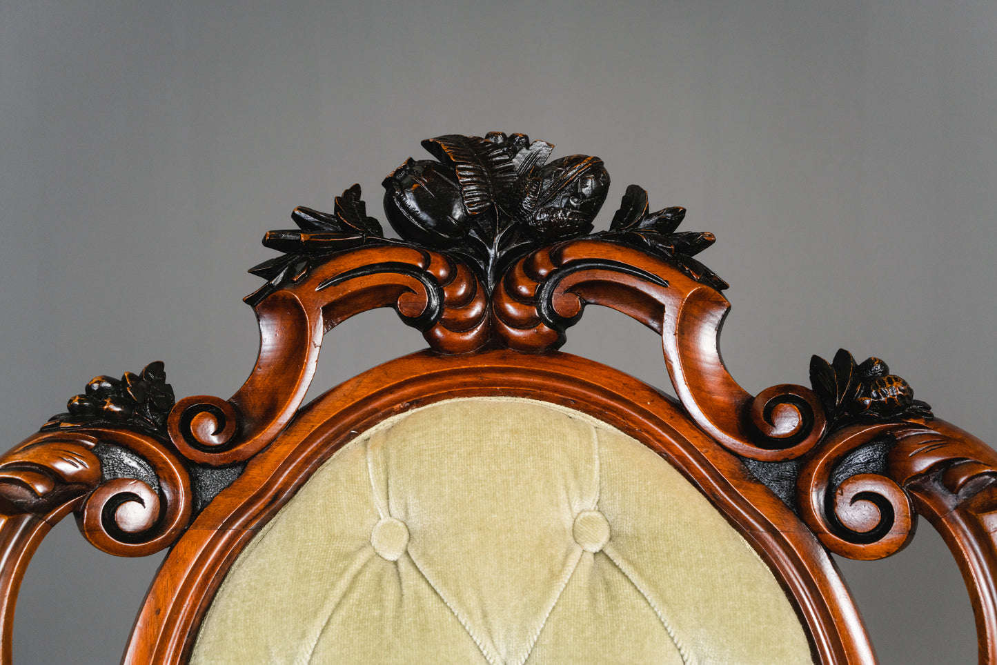 Elegante Louis Philippe Stühle im 4er Set, 2.Hälfte des 19.Jahrhunderts - Stuhl Chair Tisch Esstisch Nussbaum Alt Antik MÖBLINGER