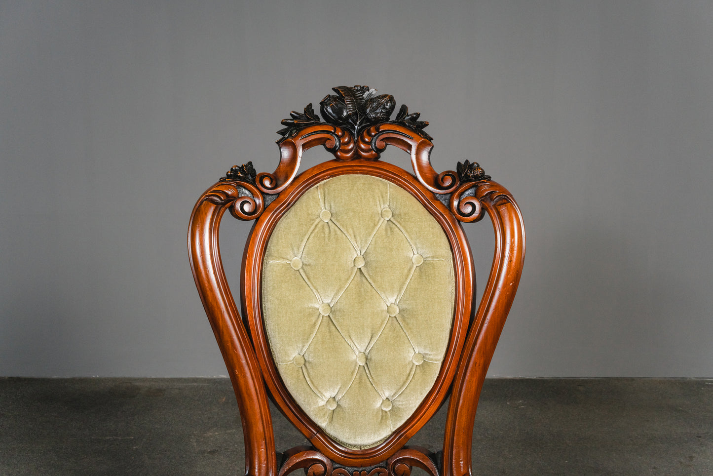 Elegante Louis Philippe Stühle im 4er Set, 2.Hälfte des 19.Jahrhunderts - Stuhl Chair Tisch Esstisch Nussbaum Alt Antik MÖBLINGER