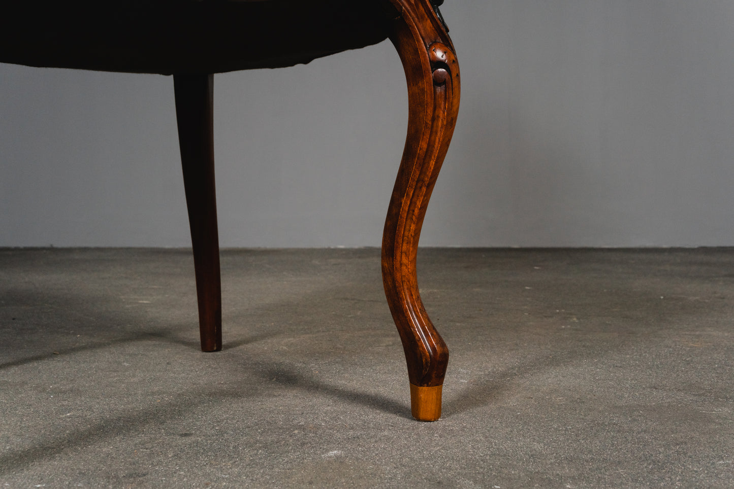 Elegante Louis Philippe Stühle im 4er Set, 2.Hälfte des 19.Jahrhunderts - Stuhl Chair Tisch Esstisch Nussbaum Alt Antik MÖBLINGER