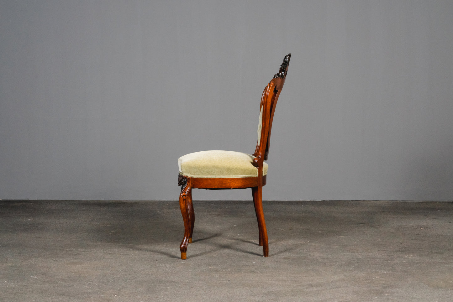 Elegante Louis Philippe Stühle im 4er Set, 2.Hälfte des 19.Jahrhunderts - Stuhl Chair Tisch Esstisch Nussbaum Alt Antik MÖBLINGER