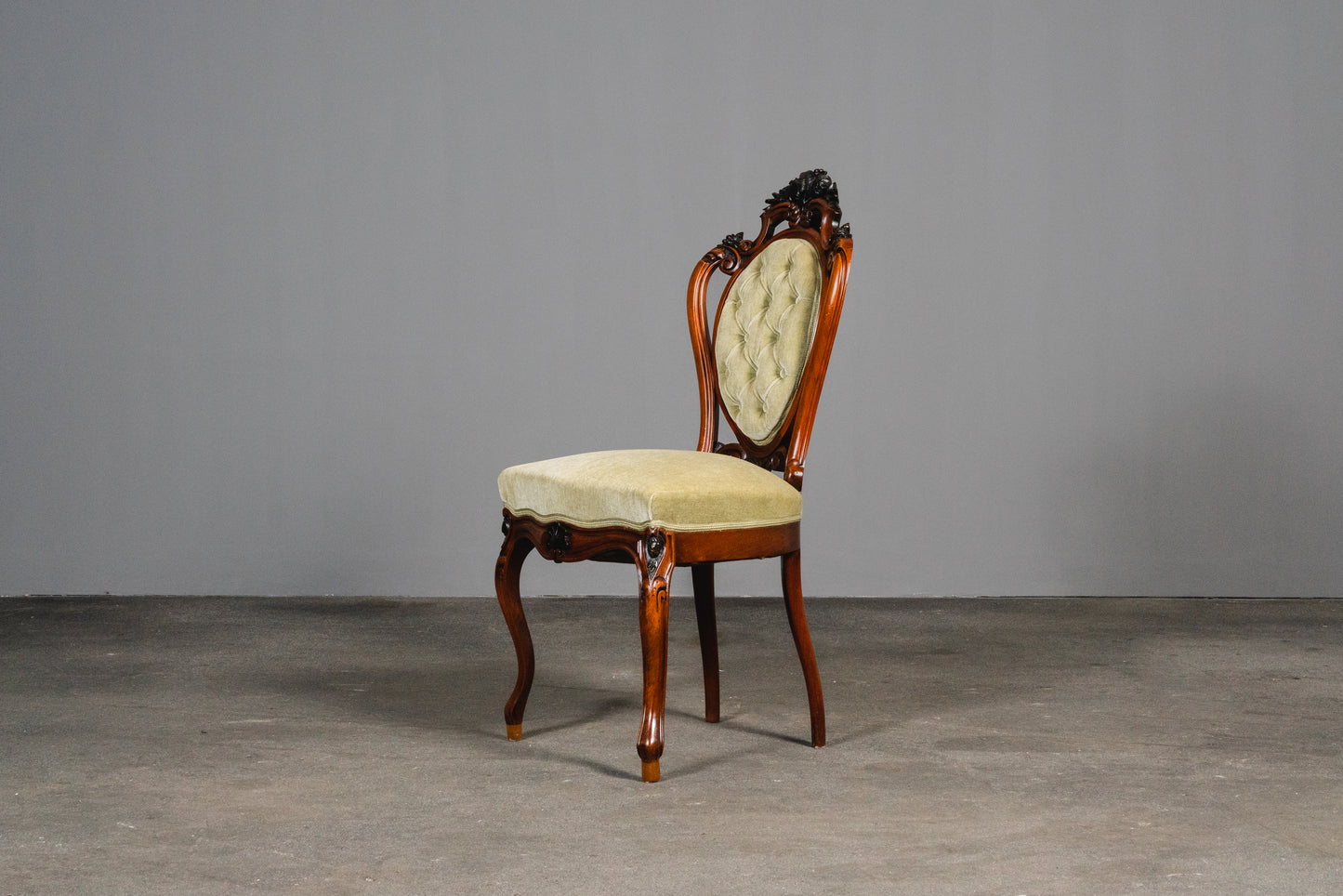 Elegante Louis Philippe Stühle im 4er Set, 2.Hälfte des 19.Jahrhunderts - Stuhl Chair Tisch Esstisch Nussbaum Alt Antik MÖBLINGER