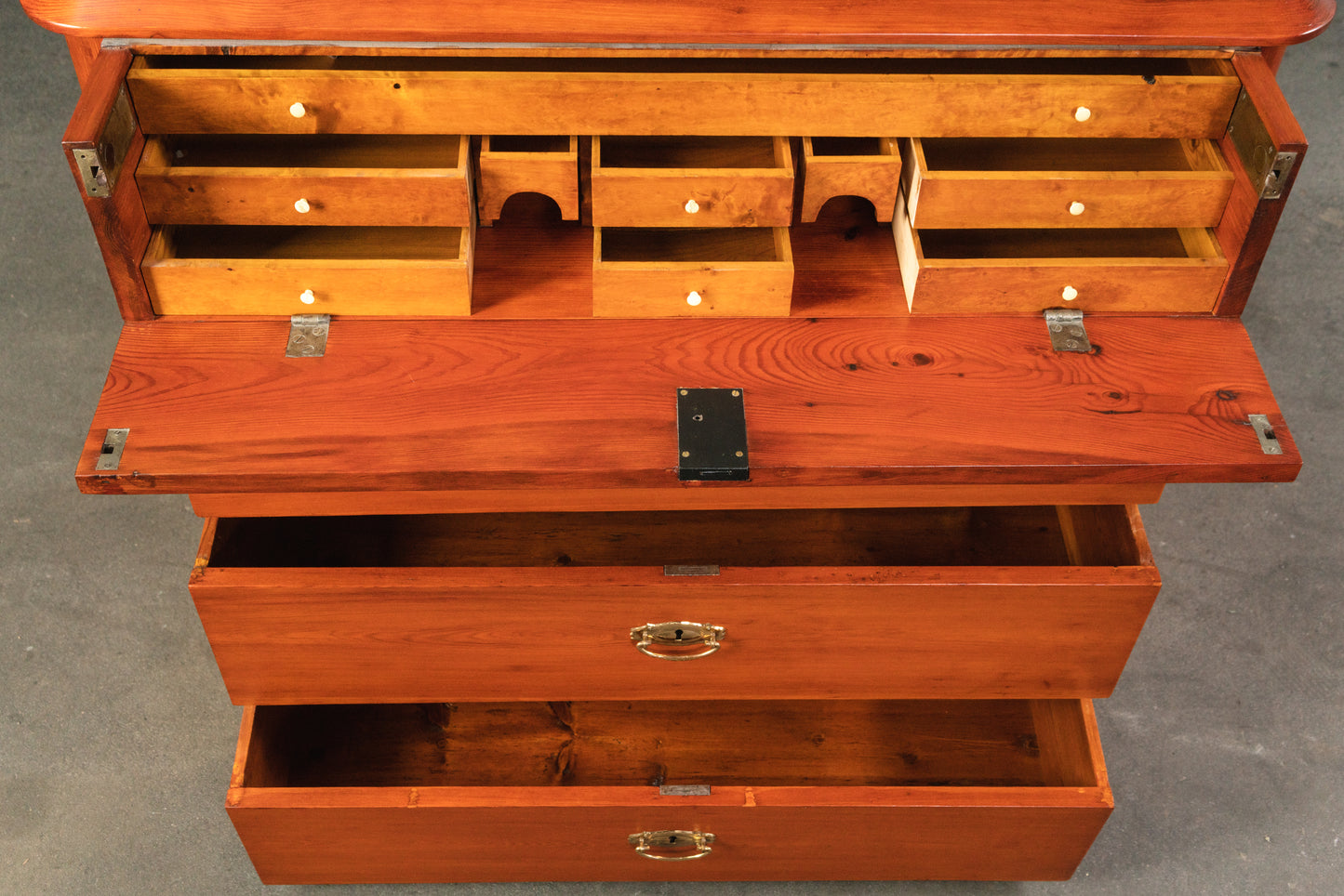 Besondere Kommode mit Sekretärfach im Biedermeier Stil, 1.Hälfte des 19.Jahrhunderts - Schrank Sekretär Schreibtisch Alt Antik MÖBLINGER