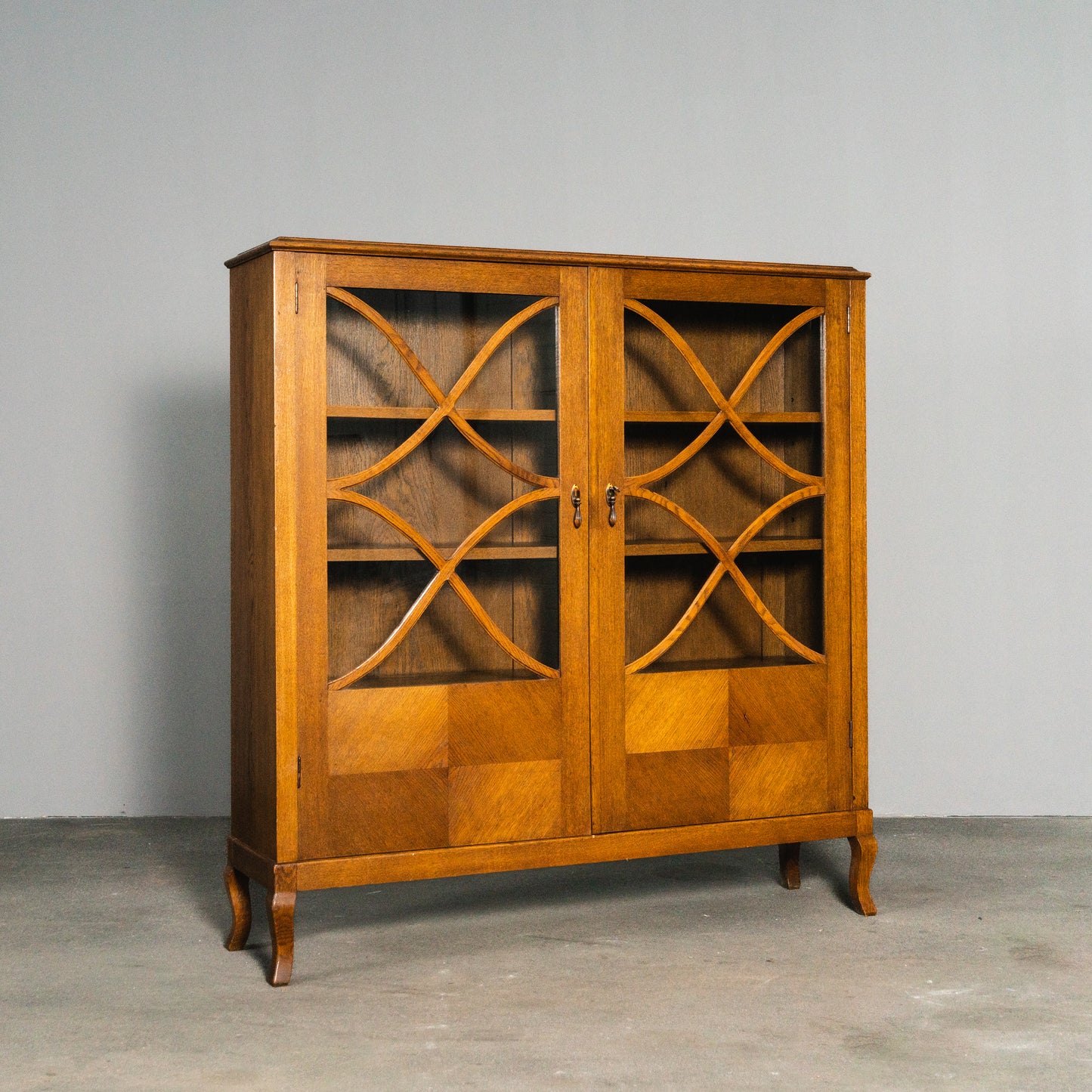 Eleganter Jugendstil Bücherschrank, Anfang des 20.Jahrhunderts - Vitrine Sideboard Highboard Kommode Eiche Alt Antik MÖBLINGER