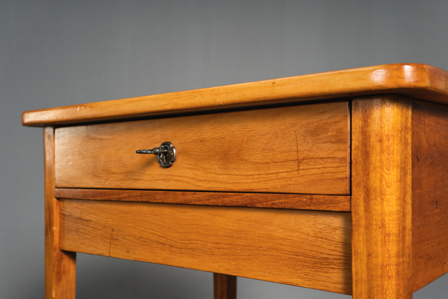 Eleganter Nähtisch im Biedermeier Stil, 1.Hälfte des 19.Jahrhunderts - Tisch Kommode Schrank Regal Beistelltisch Alt Antik MÖBLINGER