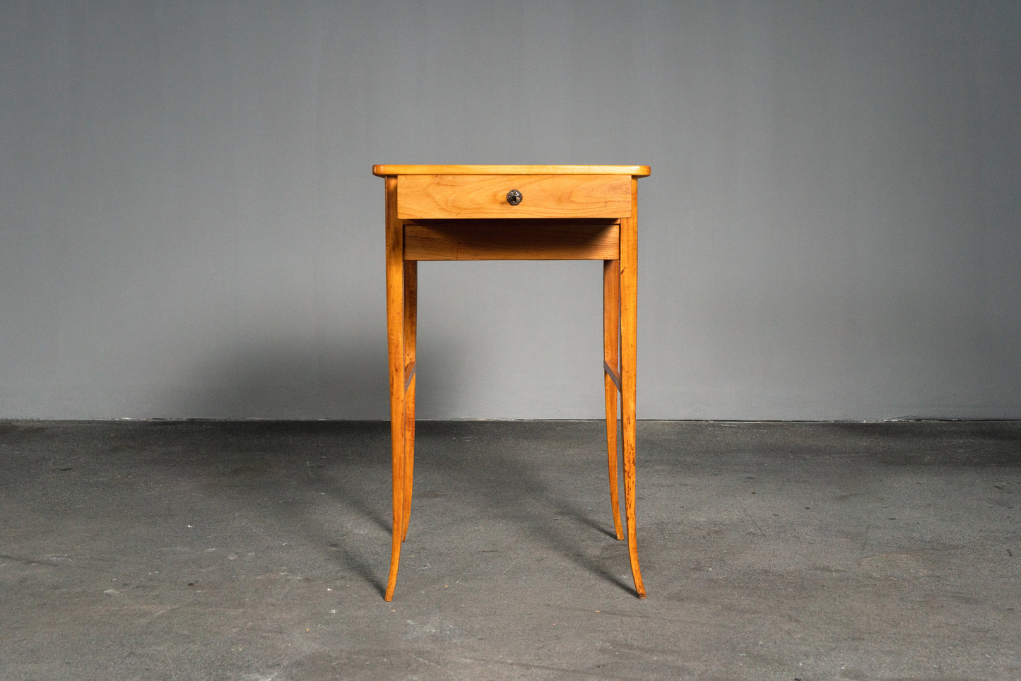 Eleganter Nähtisch im Biedermeier Stil, 1.Hälfte des 19.Jahrhunderts - Tisch Kommode Schrank Regal Beistelltisch Alt Antik MÖBLINGER