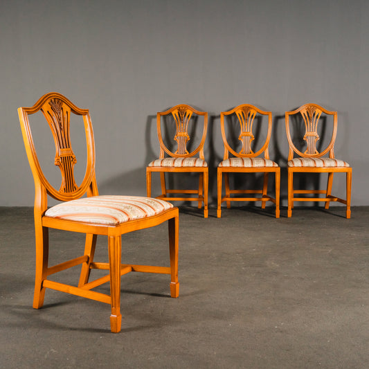 Elegantes 4er Set Stühle im antiken Stil - Stuhl Chair Tisch Esstisch Alt MÖBLINGER