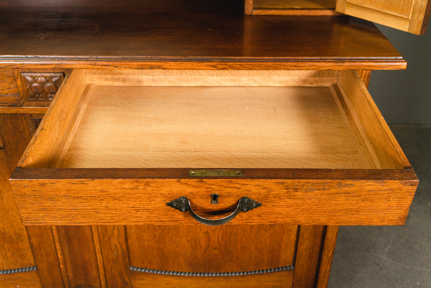 Elegante Jugendstil Anrichte, Anfang des 20.Jahrhunderts - Sideboard Kommode Schrank Regal Alt Antik MÖBLINGER