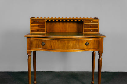 Eleganter Damensekretär im Englischen Stil -  Schreibtisch Sekretär Desk Büro Office Alt Vintage MÖBLINGER