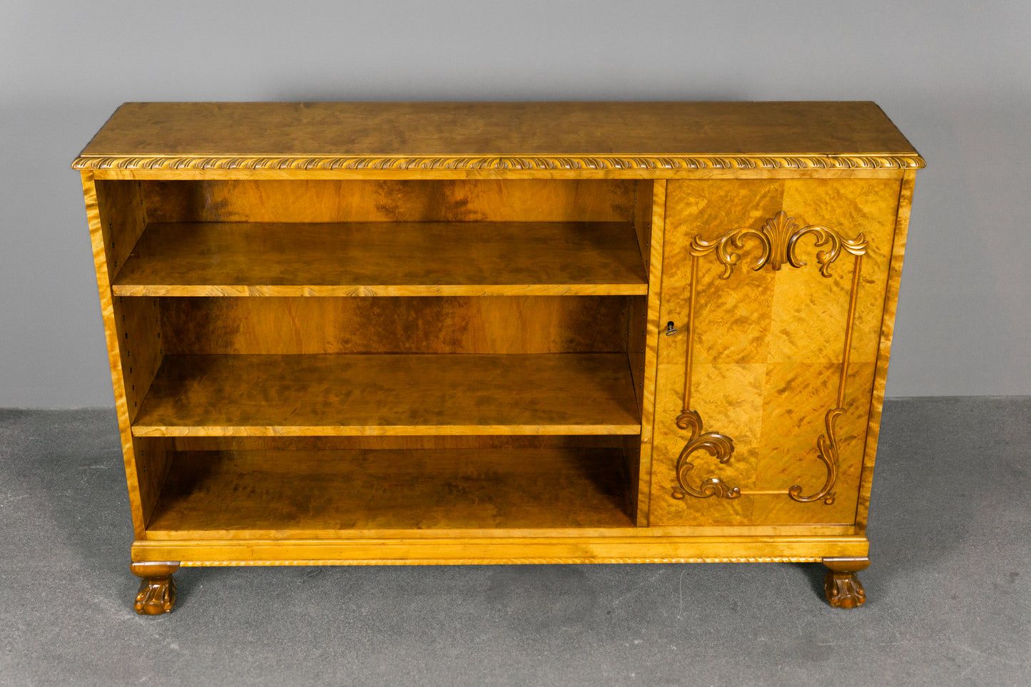 Stilvolles Neorenaissance Bücherregal, erste Hälfte des 20.Jahrhunderts - kleines Regal Antike Kommode Konsole Schrank Sideboard Alt Antik MÖBLINGER