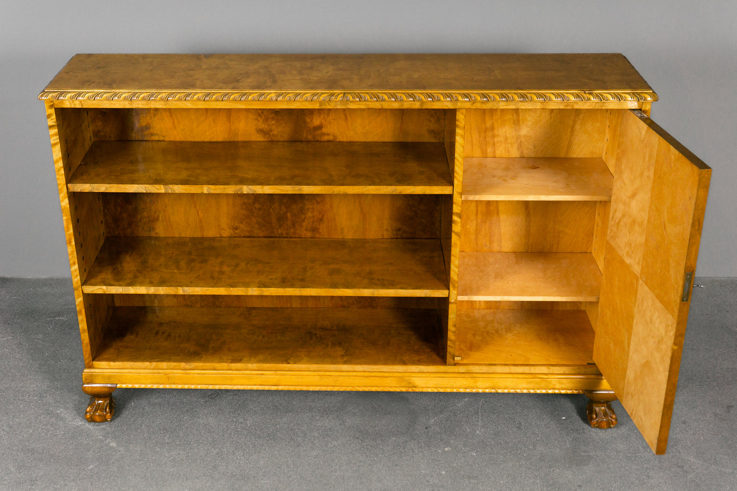 Stilvolles Neorenaissance Bücherregal, erste Hälfte des 20.Jahrhunderts - kleines Regal Antike Kommode Konsole Schrank Sideboard Alt Antik MÖBLINGER