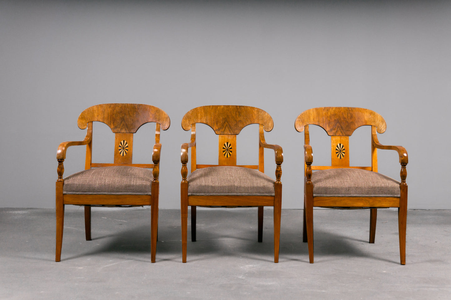 Elegante 3er Set Stühle im Biedermeier Stil, 1.Hälfte des 20.Jahrhunderts - Stuhl Chair Armchair Armlehnenstuhl Tisch Alt MÖBLINGER