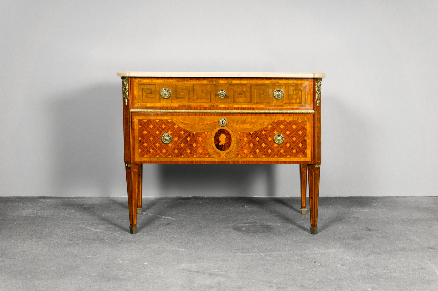 Wunderschöne Kommode im Louis XVI Stil, 2.Hälfte des 20.Jahrhunderts - Schrank Anrichte Regal Sideboard Vintage Alt MÖBLINGER