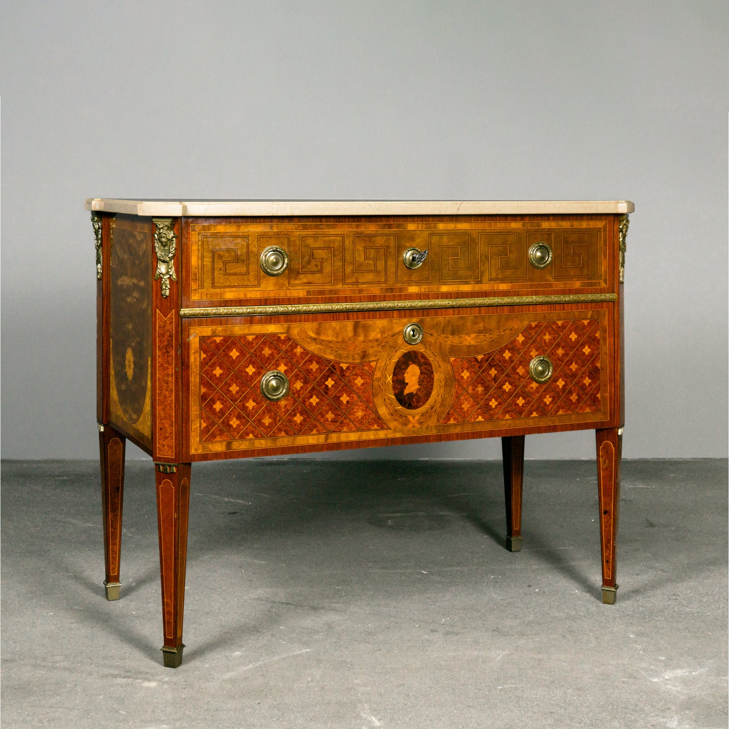 Wunderschöne Kommode im Louis XVI Stil, 2.Hälfte des 20.Jahrhunderts - Schrank Anrichte Regal Sideboard Vintage Alt MÖBLINGER