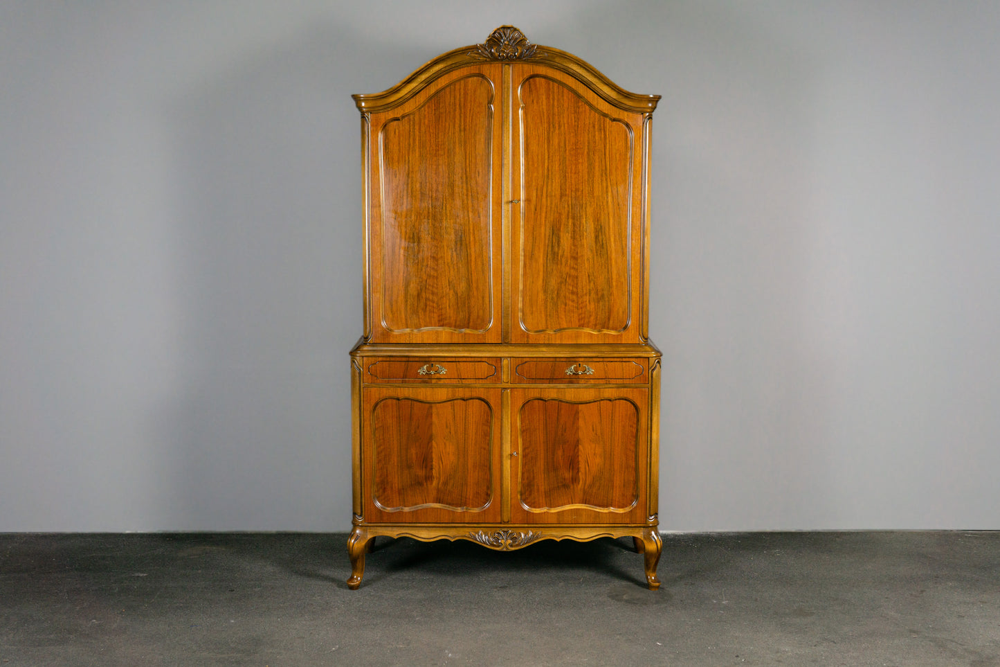 Schöner Buffetschrank im Barockstil, 2.Hälfte des 20.Jahrhunderts - Schrank Kommode Kleiderschrank Wäscheschrank Regal Alt Vintage MÖBLINGER