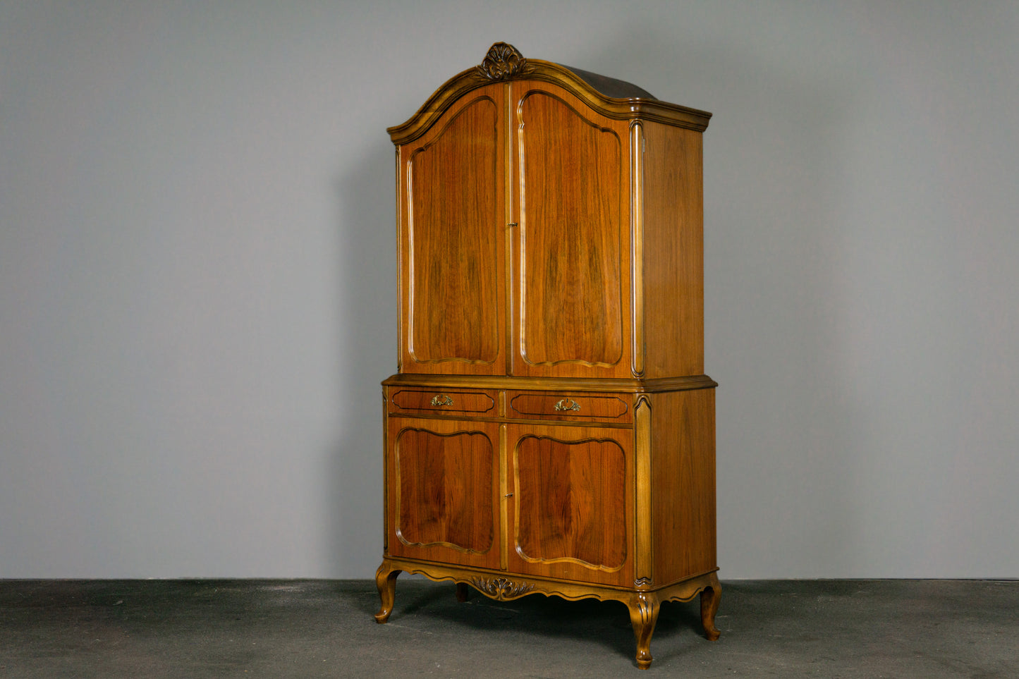 Schöner Buffetschrank im Barockstil, 2.Hälfte des 20.Jahrhunderts - Schrank Kommode Kleiderschrank Wäscheschrank Regal Alt Vintage MÖBLINGER