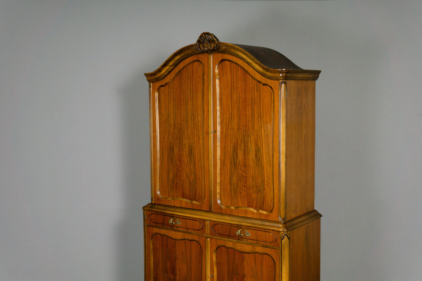 Schöner Buffetschrank im Barockstil, 2.Hälfte des 20.Jahrhunderts - Schrank Kommode Kleiderschrank Wäscheschrank Regal Alt Vintage MÖBLINGER