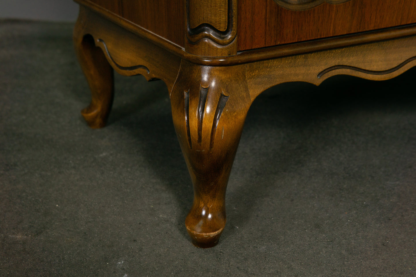 Schöner Buffetschrank im Barockstil, 2.Hälfte des 20.Jahrhunderts - Schrank Kommode Kleiderschrank Wäscheschrank Regal Alt Vintage MÖBLINGER