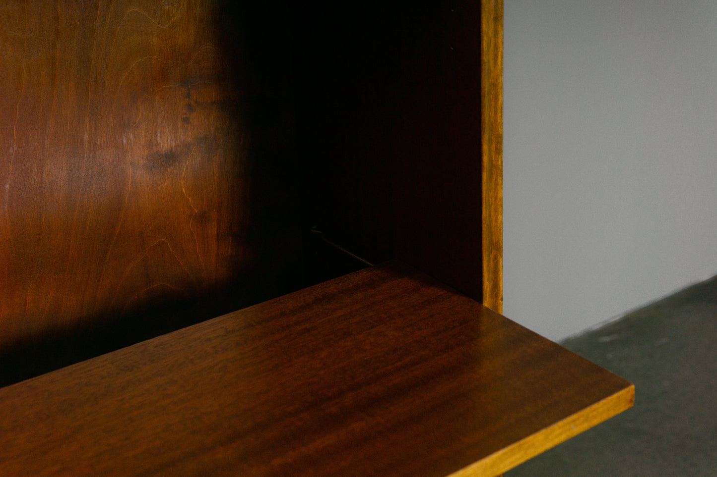 Praktisches Mid-Century Bücherregal, 1950er/1960er Jahre - Regal Bücherschrank Kommode Schrank Alt Vintage MÖBLINGER