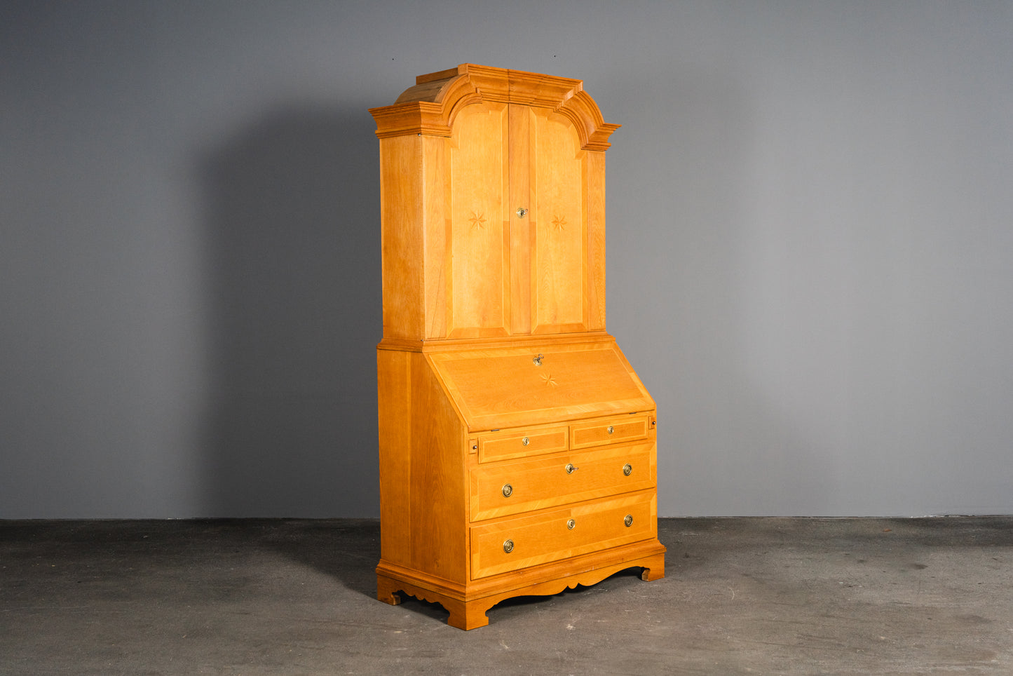 Schöner Schrägklappen-Aufsatzsekretär, 2.Hälfte des 20.Jahrhunderts - Sekretär Aufsatzsekretär Kommode Anrichte Schrank Buffet Alt Antik MÖBLINGER