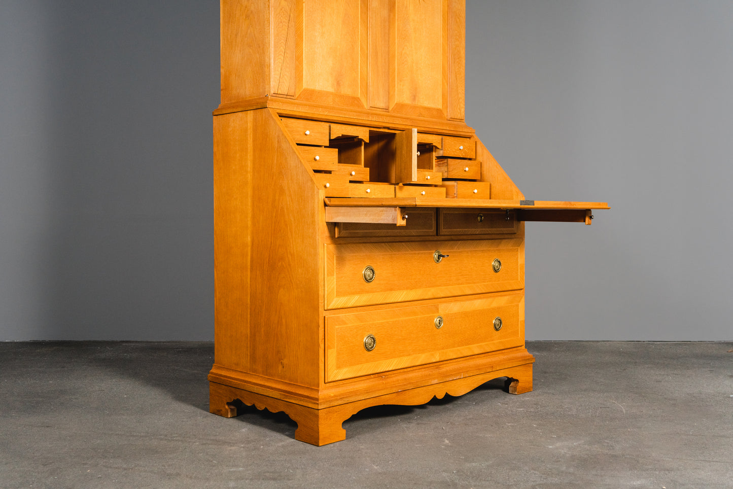 Schöner Schrägklappen-Aufsatzsekretär, 2.Hälfte des 20.Jahrhunderts - Sekretär Aufsatzsekretär Kommode Anrichte Schrank Buffet Alt Antik MÖBLINGER