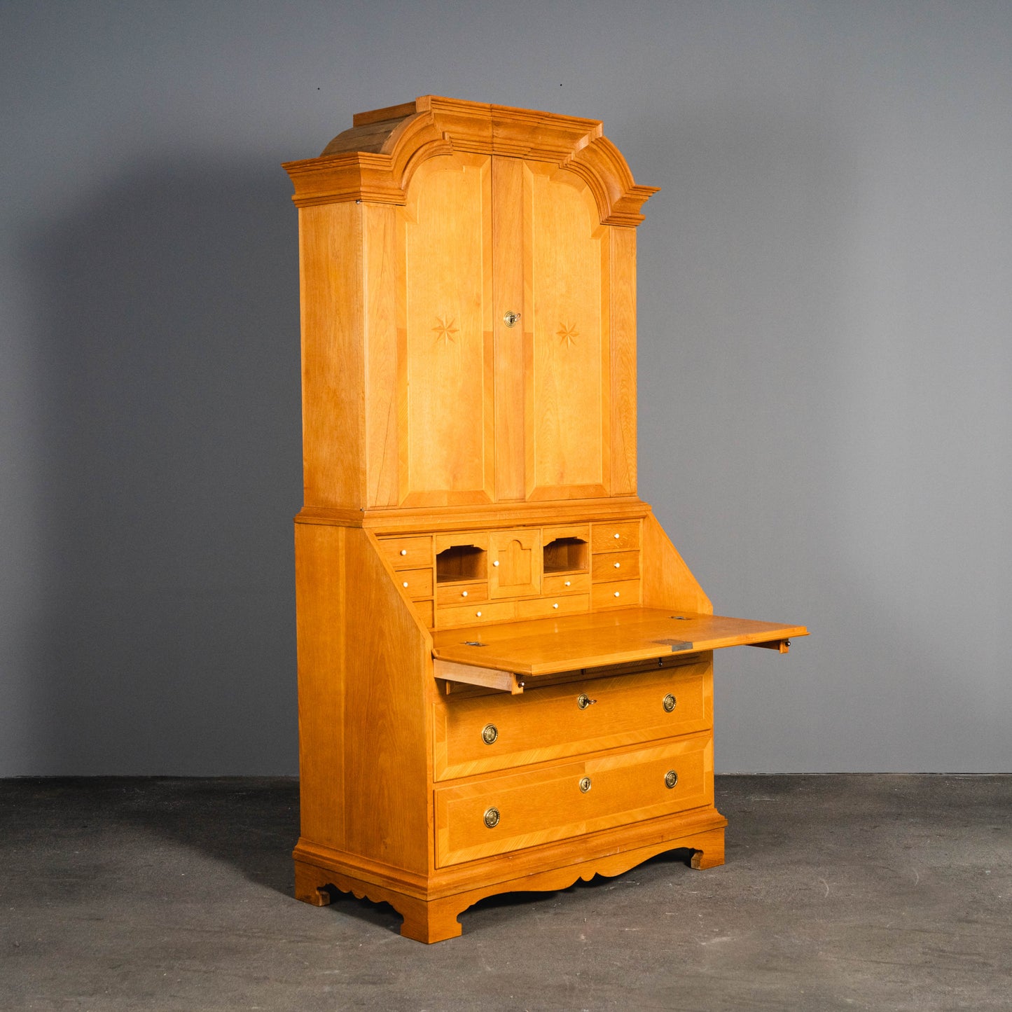 Schöner Schrägklappen-Aufsatzsekretär, 2.Hälfte des 20.Jahrhunderts - Sekretär Aufsatzsekretär Kommode Anrichte Schrank Buffet Alt Antik MÖBLINGER