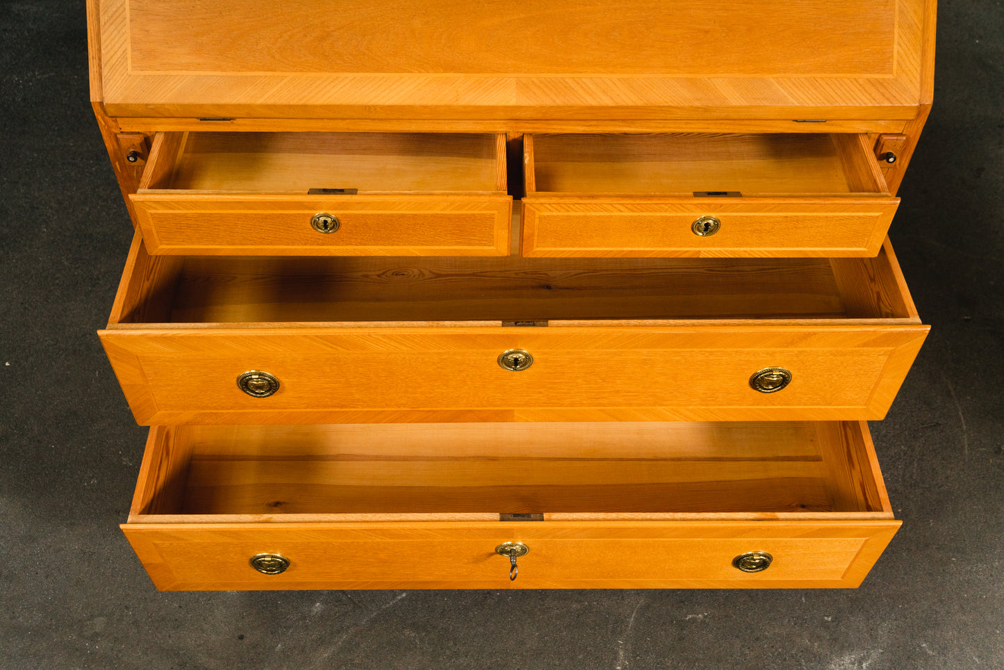 Schöner Schrägklappen-Aufsatzsekretär, 2.Hälfte des 20.Jahrhunderts - Sekretär Aufsatzsekretär Kommode Anrichte Schrank Buffet Alt Antik MÖBLINGER