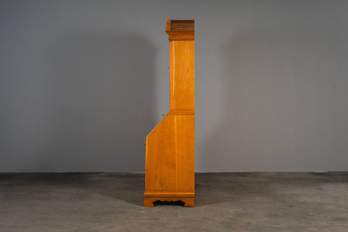 Schöner Schrägklappen-Aufsatzsekretär, 2.Hälfte des 20.Jahrhunderts - Sekretär Aufsatzsekretär Kommode Anrichte Schrank Buffet Alt Antik MÖBLINGER