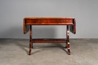 Originaler Biedermeier Schreibtisch, erste Hälfte des 19.Jahrhunderts - Tisch Desk Büro Mahagoni Stuhl Alt Antik MÖBLINGER