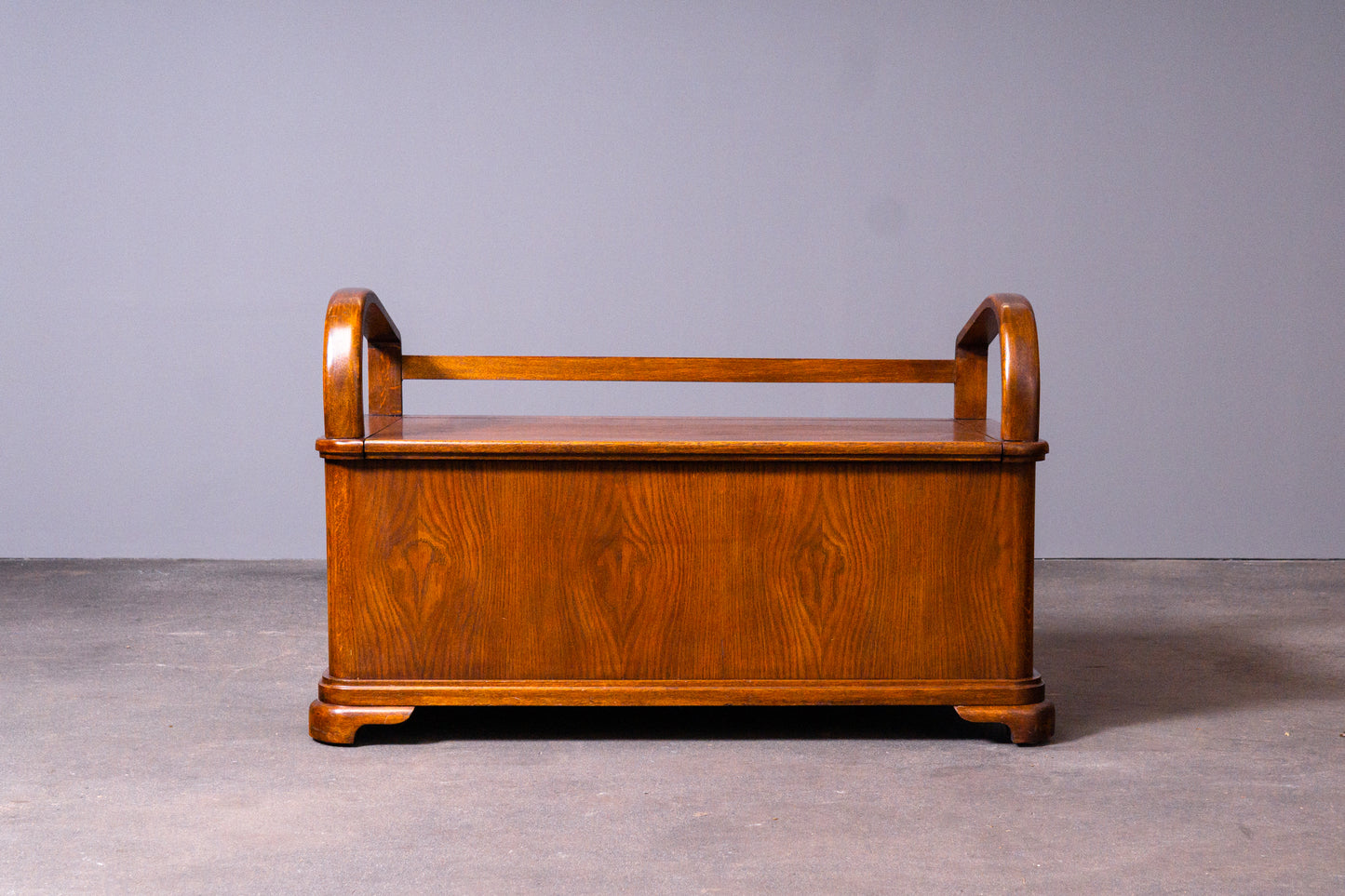 Seltene Art Déco Truhenbank