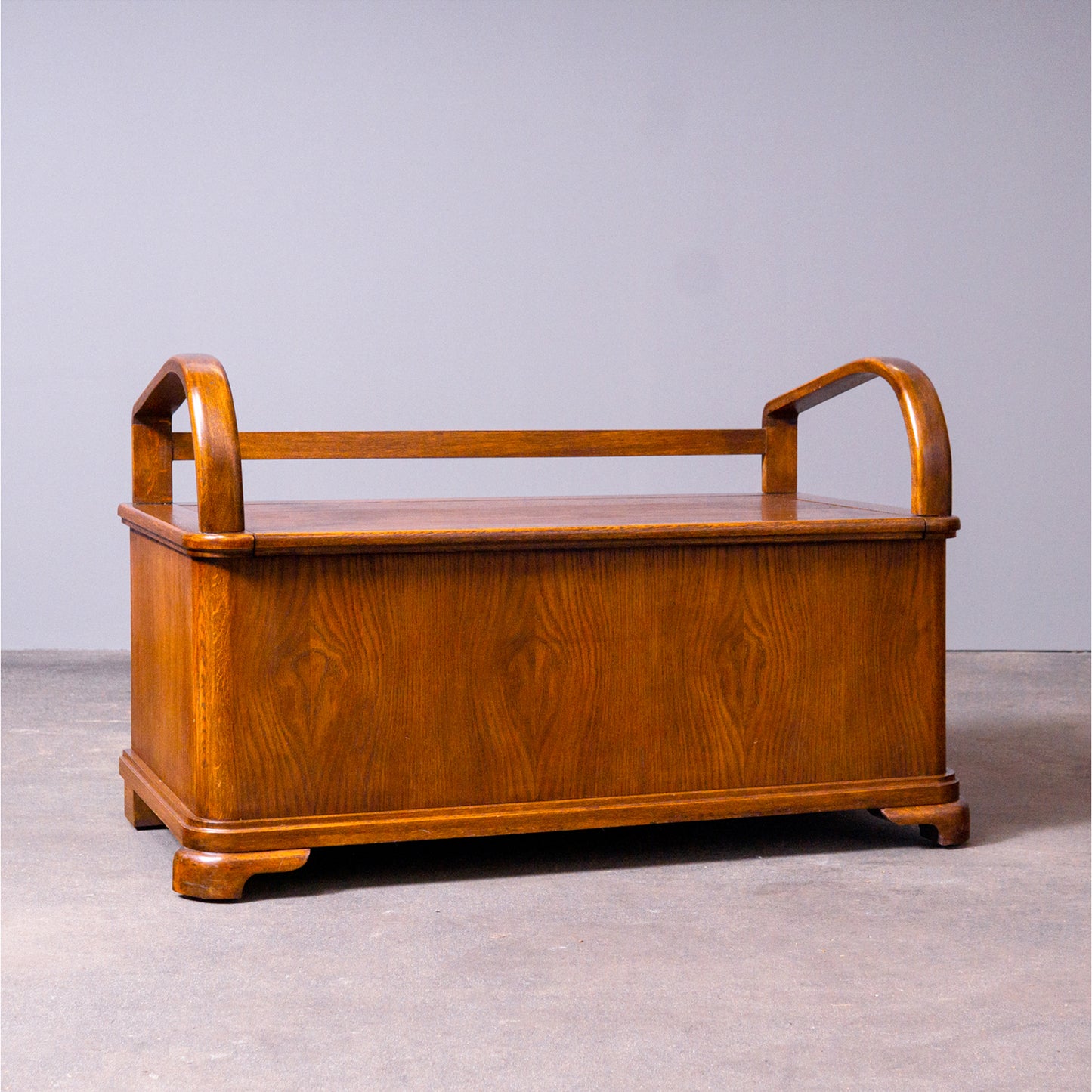 Seltene Art Déco Truhenbank