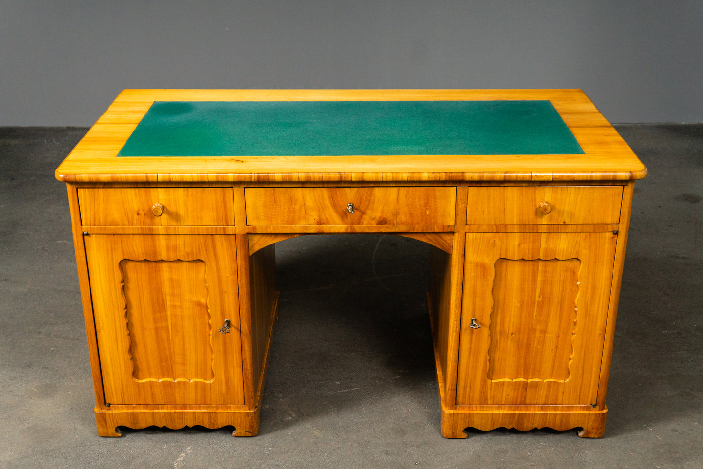 Eleganter Biedermeier Schreibtisch