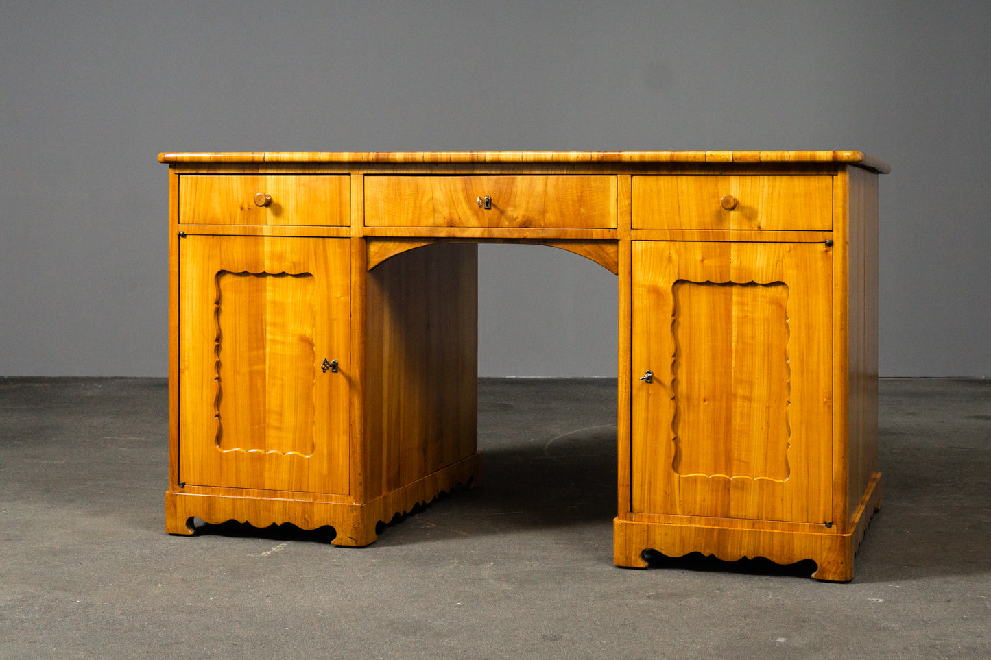 Eleganter Biedermeier Schreibtisch