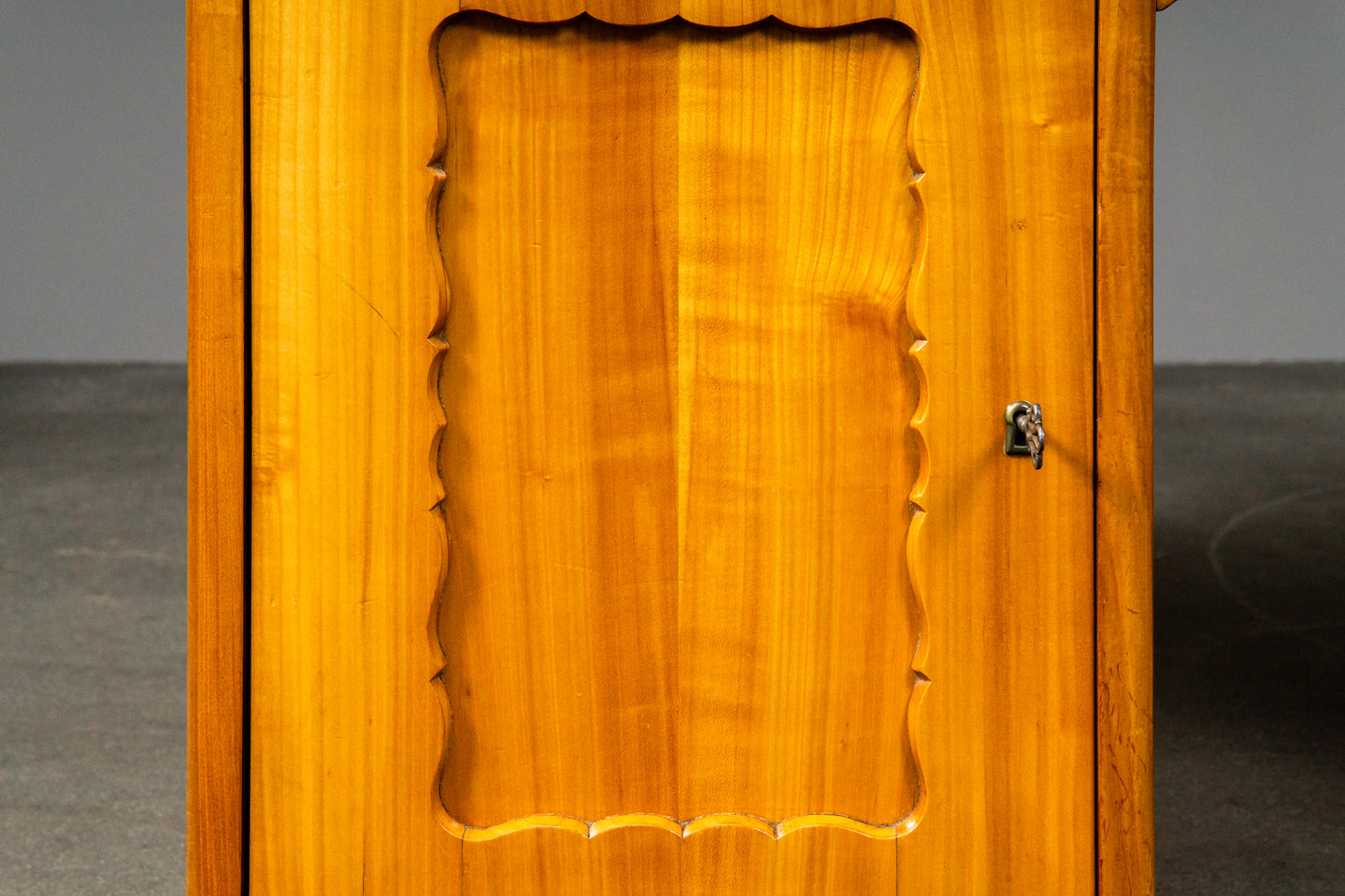 Eleganter Biedermeier Schreibtisch