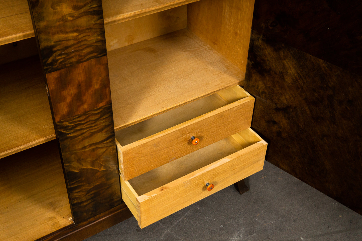 Außergewöhnliches Jugendstil Highboard