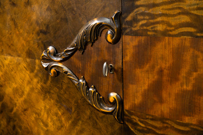Außergewöhnliches Jugendstil Highboard