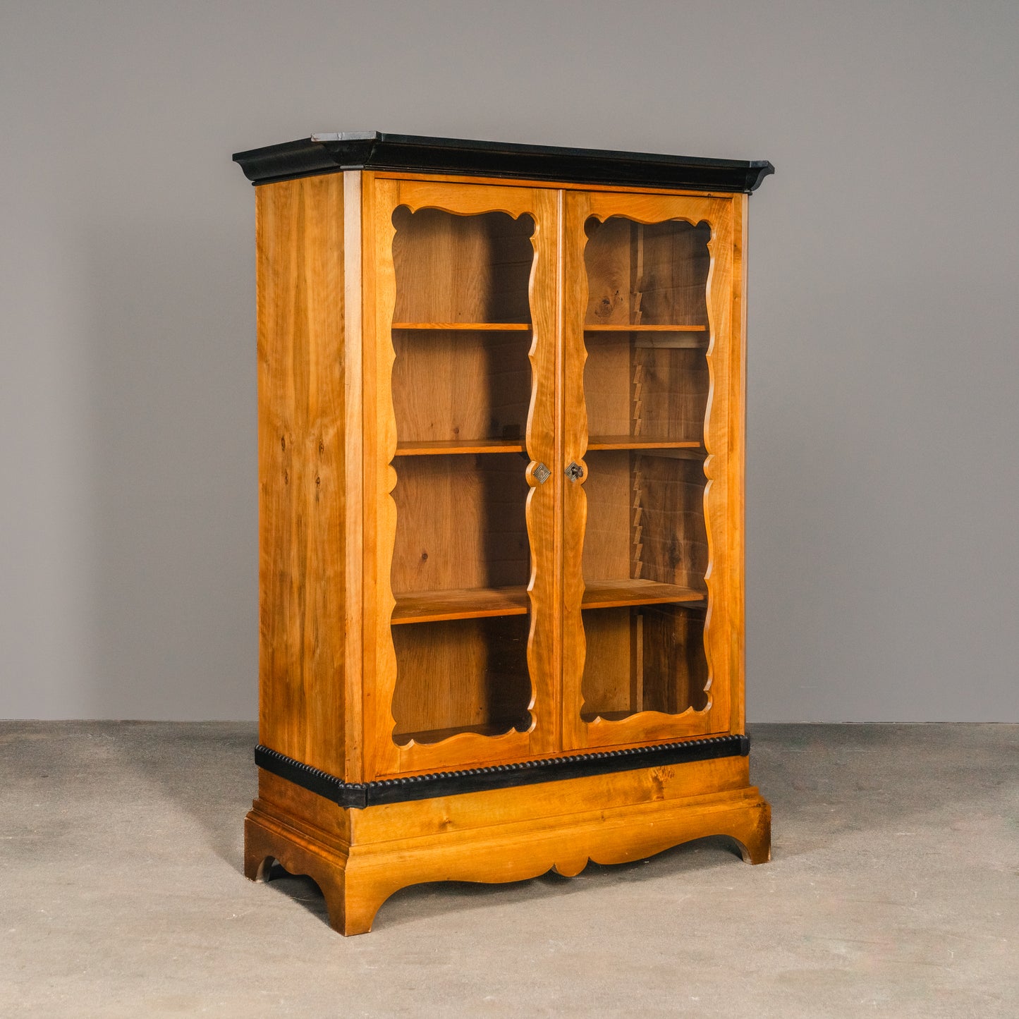 Elegante kleine Vintage Biedermeier Vitrine, zweite Hälfte des 19.Jahrhunderts - Schrank Regal Kommode Bücherschrank Antik Alt MÖBLINGER