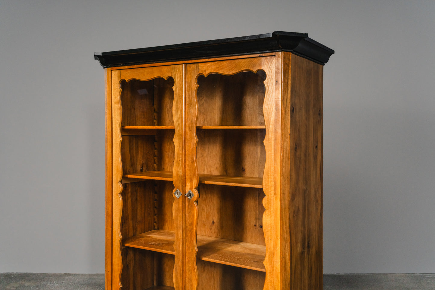 Elegante kleine Vintage Biedermeier Vitrine, zweite Hälfte des 19.Jahrhunderts - Schrank Regal Kommode Bücherschrank Antik Alt MÖBLINGER