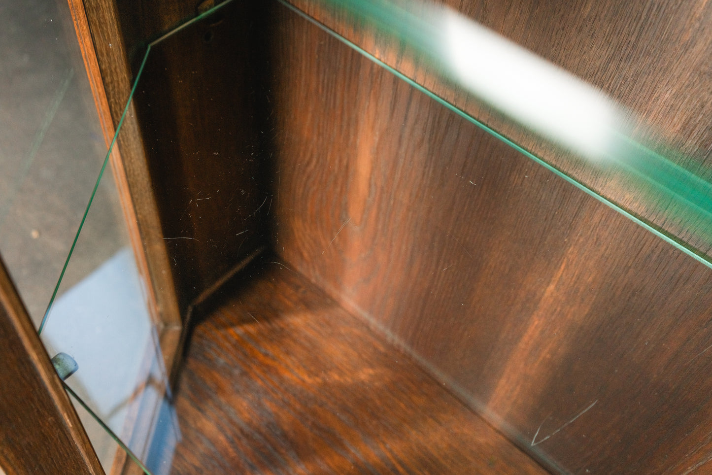 Elegante Jugendstil Vitrine, Anfang des 20.Jahrhunderts - Vintage Schrank Regal Kommode Bücherschrank Alt Antik MÖBLINGER