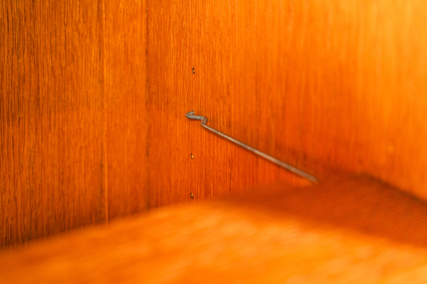 Stilvolle verglaste helle vintage Vitrine, Mitte des 20.Jahrhunderts - Eiche Schrank Regal Bücherschrank Alt Antik MÖBLINGER