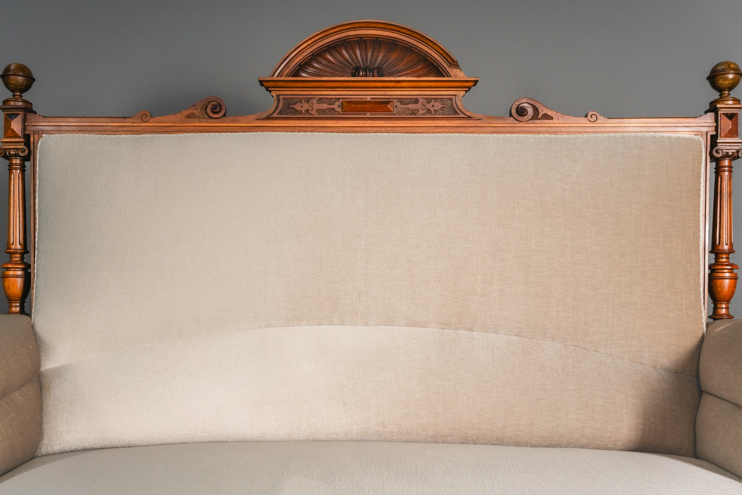 Klassisches gemütliches Gründerzeit Sofa, zweite Hälfte des 19.Jahrhunderts - Antik Couch Sessel Alt MÖBLINGER