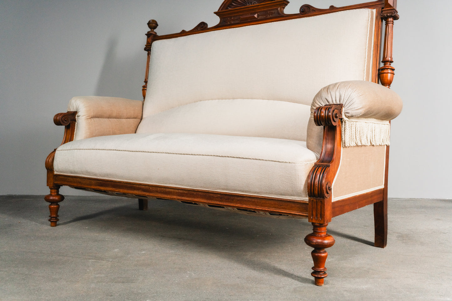 Klassisches gemütliches Gründerzeit Sofa, zweite Hälfte des 19.Jahrhunderts - Antik Couch Sessel Alt MÖBLINGER