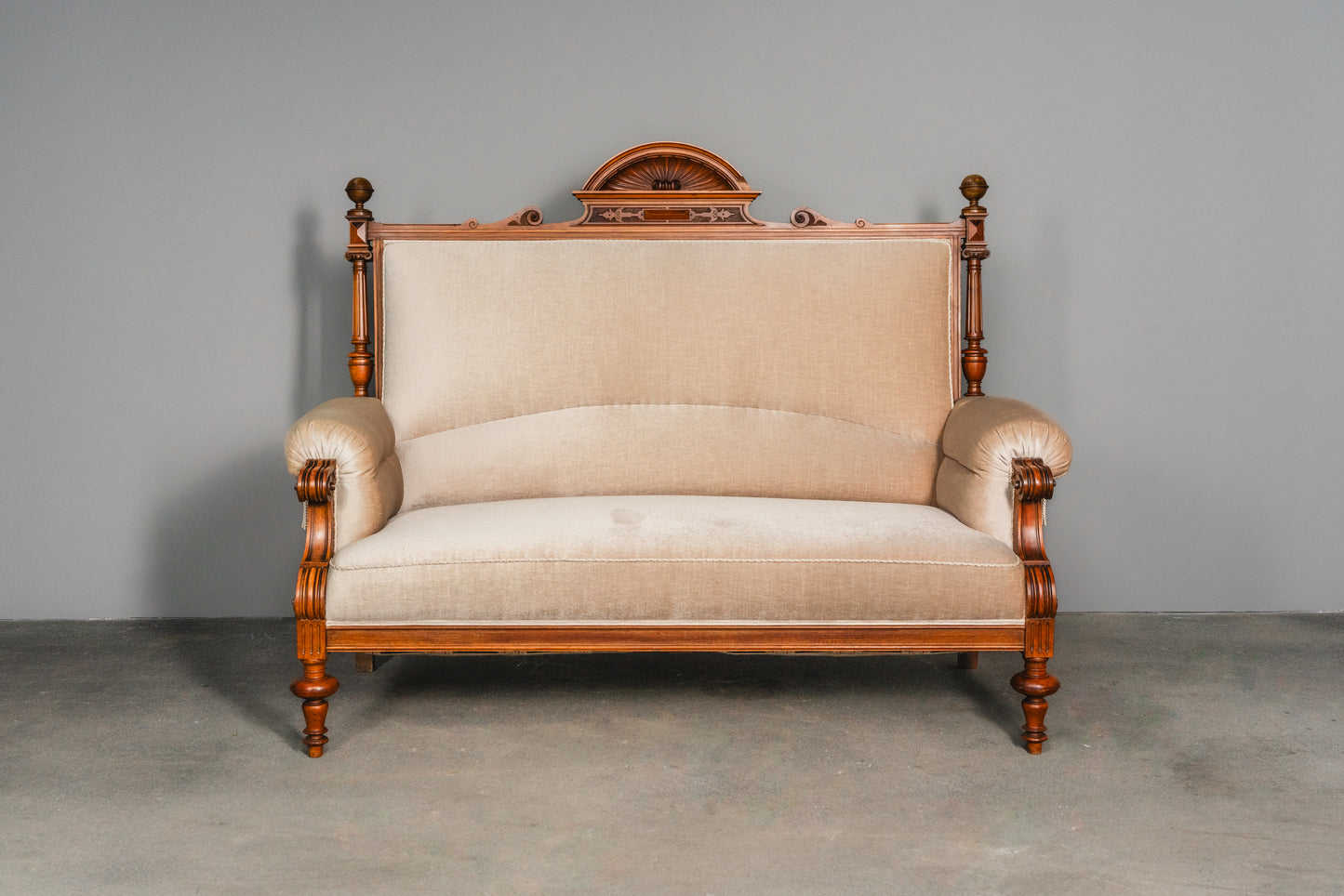 Klassisches gemütliches Gründerzeit Sofa, zweite Hälfte des 19.Jahrhunderts - Antik Couch Sessel Alt MÖBLINGER