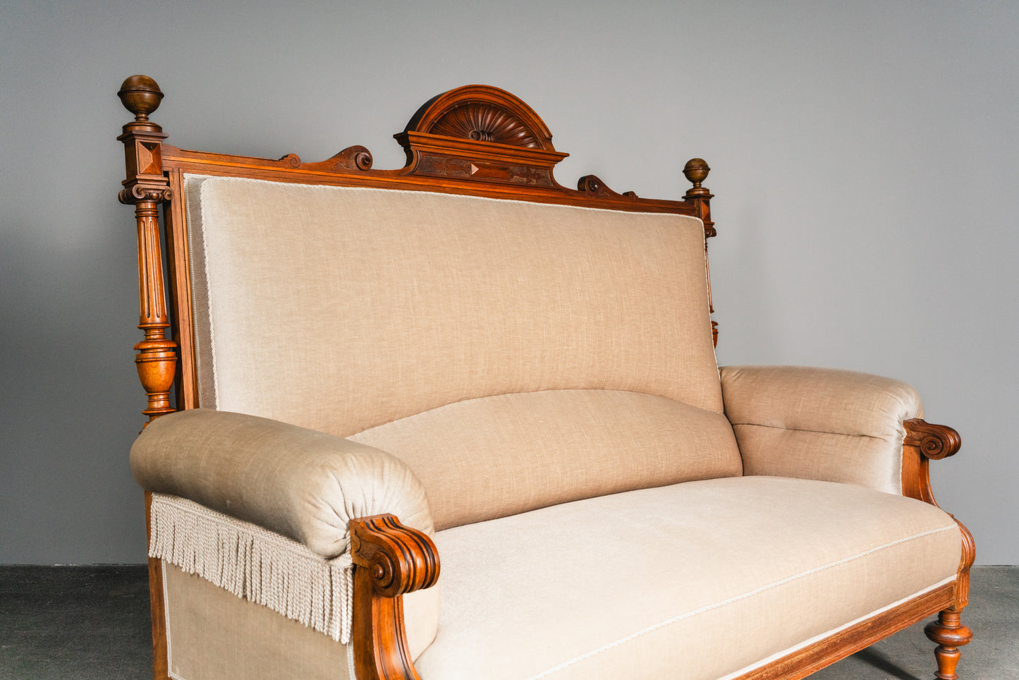 Klassisches gemütliches Gründerzeit Sofa, zweite Hälfte des 19.Jahrhunderts - Antik Couch Sessel Alt MÖBLINGER