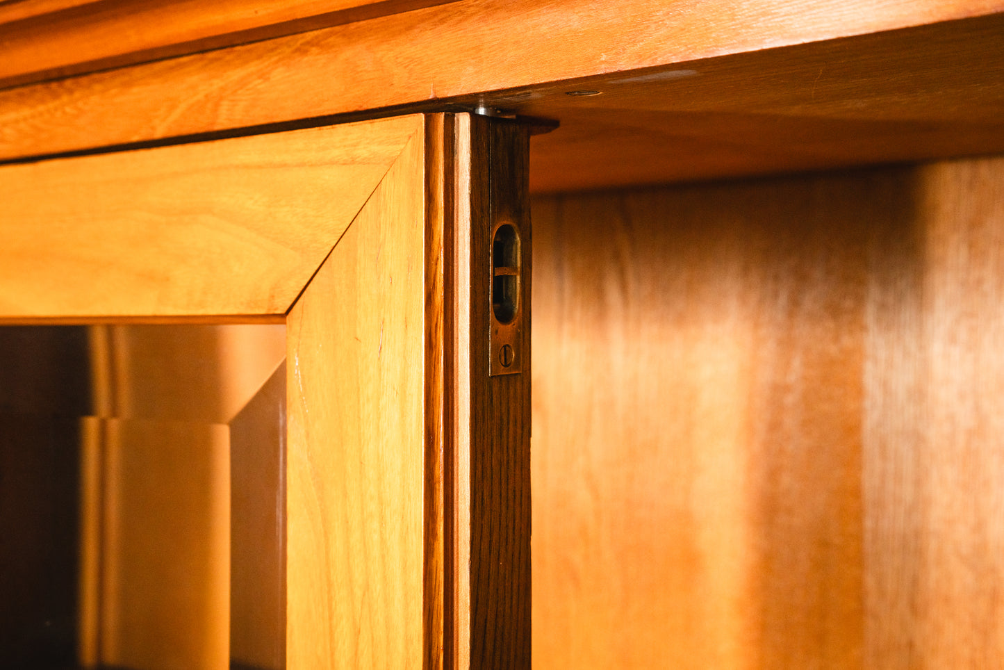 Eleganter Jugendstil Bücherschrank, Anfang des 20.Jahrhunderts - Schrank Vitrine Kommode Regal Alt Antik MÖBLINGER