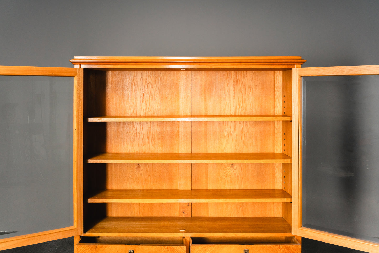 Eleganter Jugendstil Bücherschrank, Anfang des 20.Jahrhunderts - Schrank Vitrine Kommode Regal Alt Antik MÖBLINGER