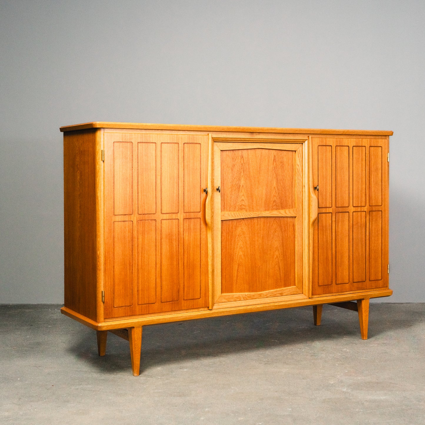 Wunderschönes Mid-Century Sideboard, Mitte des 20.Jahrhunderts -  Highboard Schrank Kommode Regal Alt Vintage MÖBLINGER