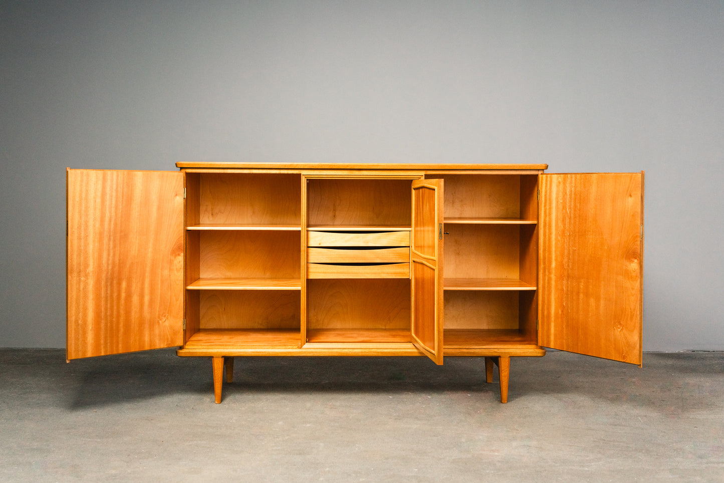 Wunderschönes Mid-Century Sideboard, Mitte des 20.Jahrhunderts -  Highboard Schrank Kommode Regal Alt Vintage MÖBLINGER