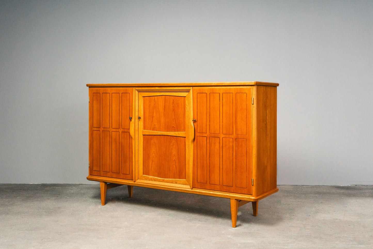 Wunderschönes Mid-Century Sideboard, Mitte des 20.Jahrhunderts -  Highboard Schrank Kommode Regal Alt Vintage MÖBLINGER